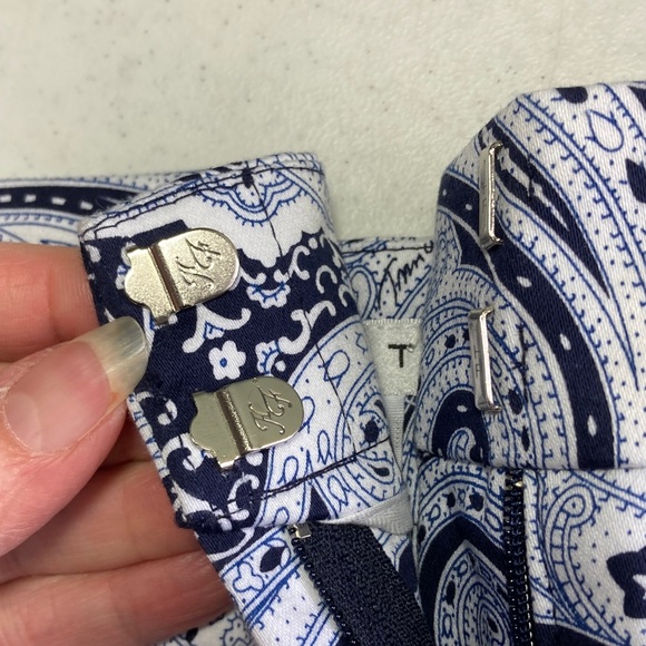 Trina Turk Navy and White Paisley High Waist Shorts - Picture 4 of 7